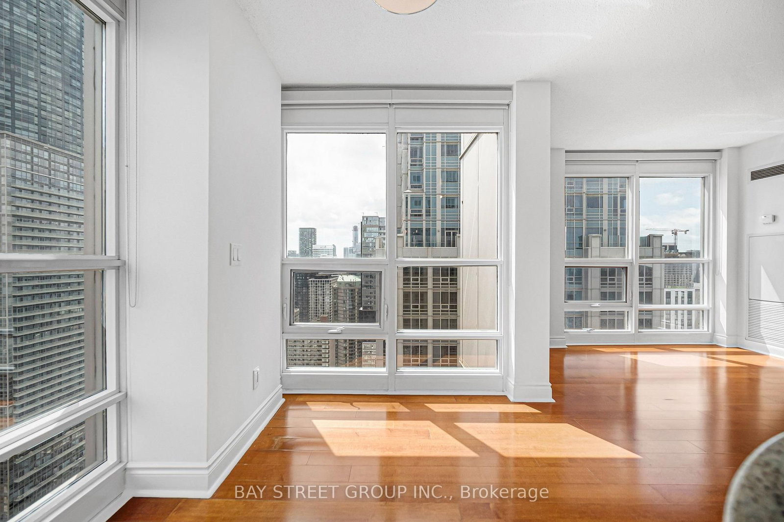 Condo for sale at 4105-763 Bay Street, Toronto, Ontario, M5G 2R3 - Bay Street Corridor - MLS: C13831704