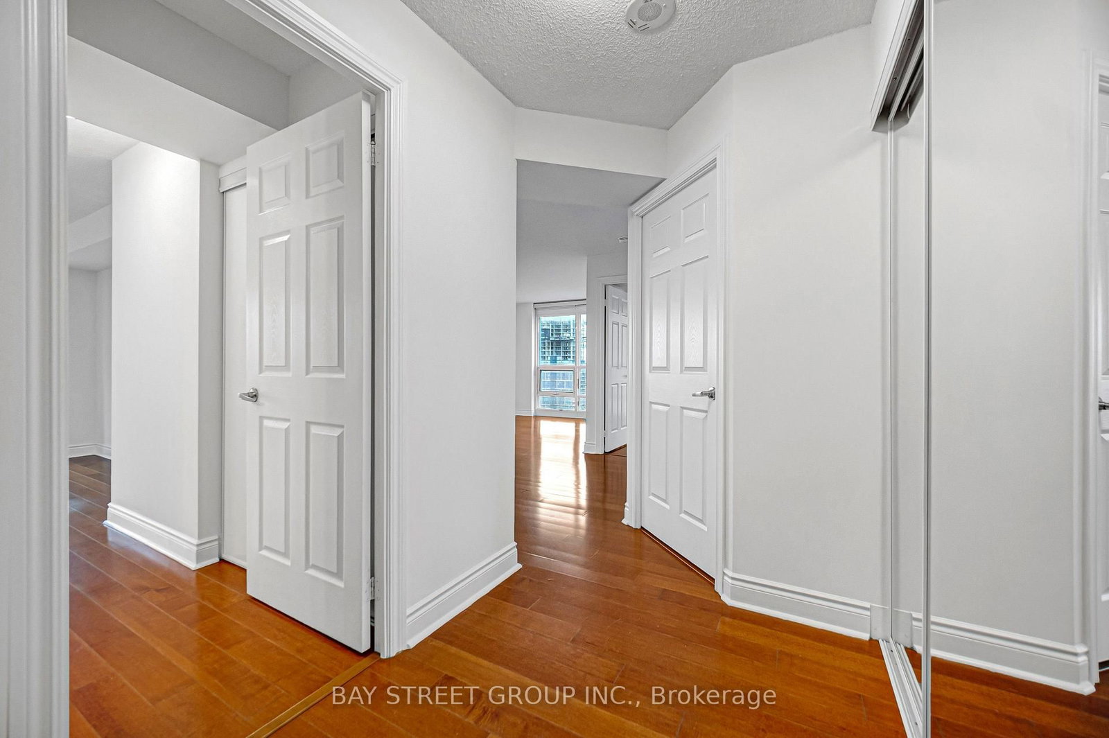 763 Bay Street • #4105 • Toronto, ON photo 13