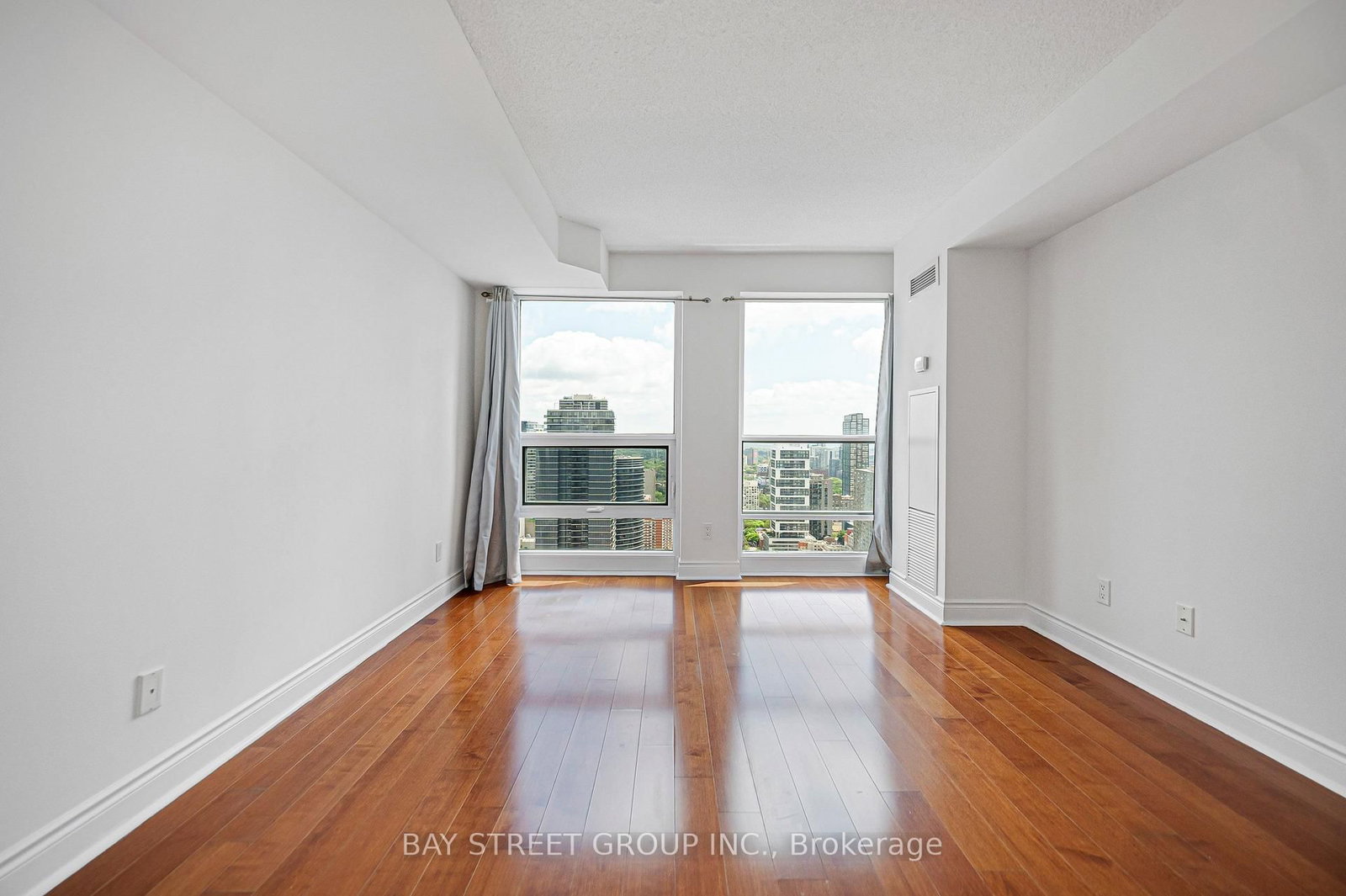763 Bay Street • #4105 • Toronto, ON photo 35