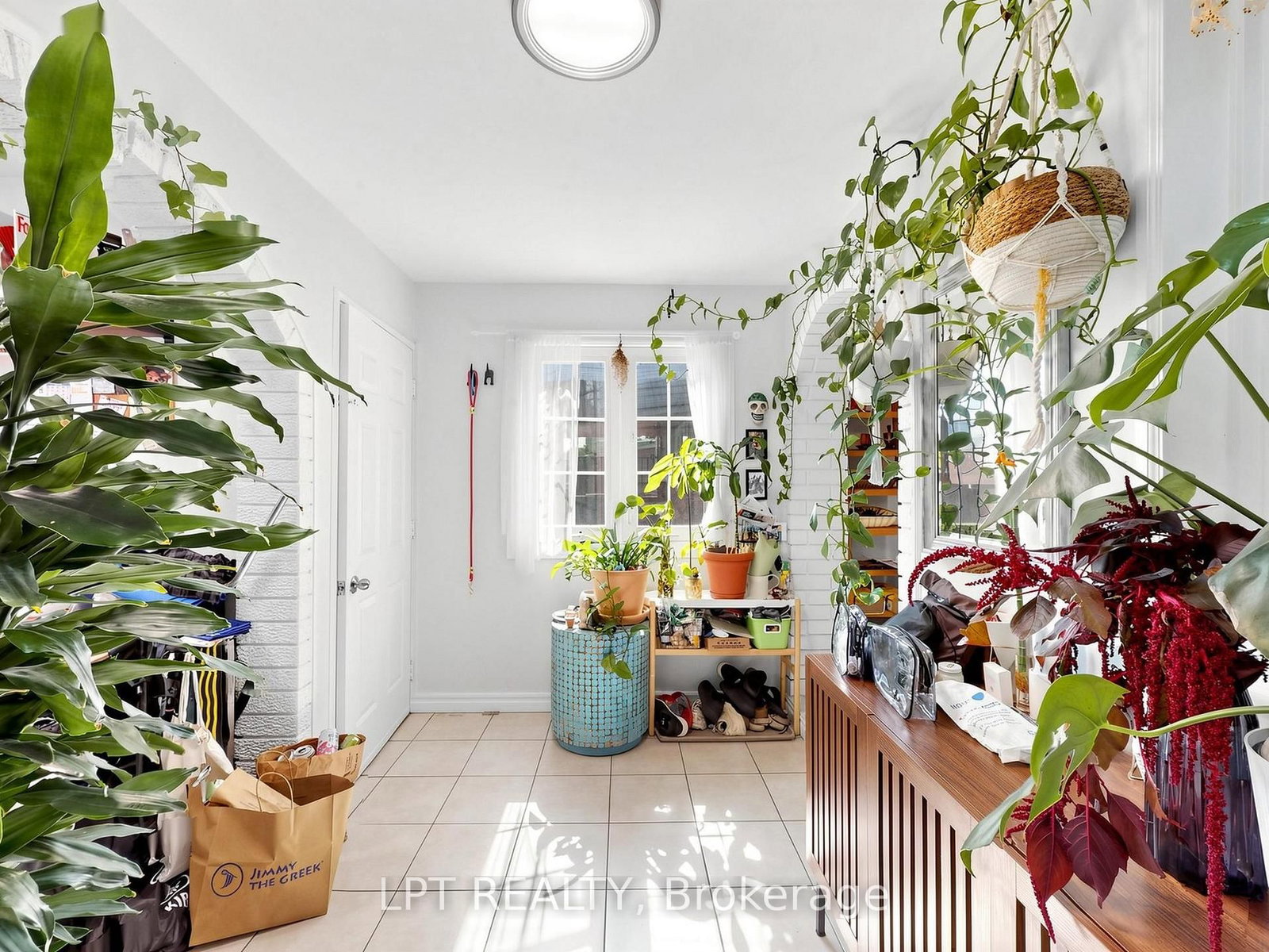 303 Oakwood Avenue • Toronto, ON photo 12