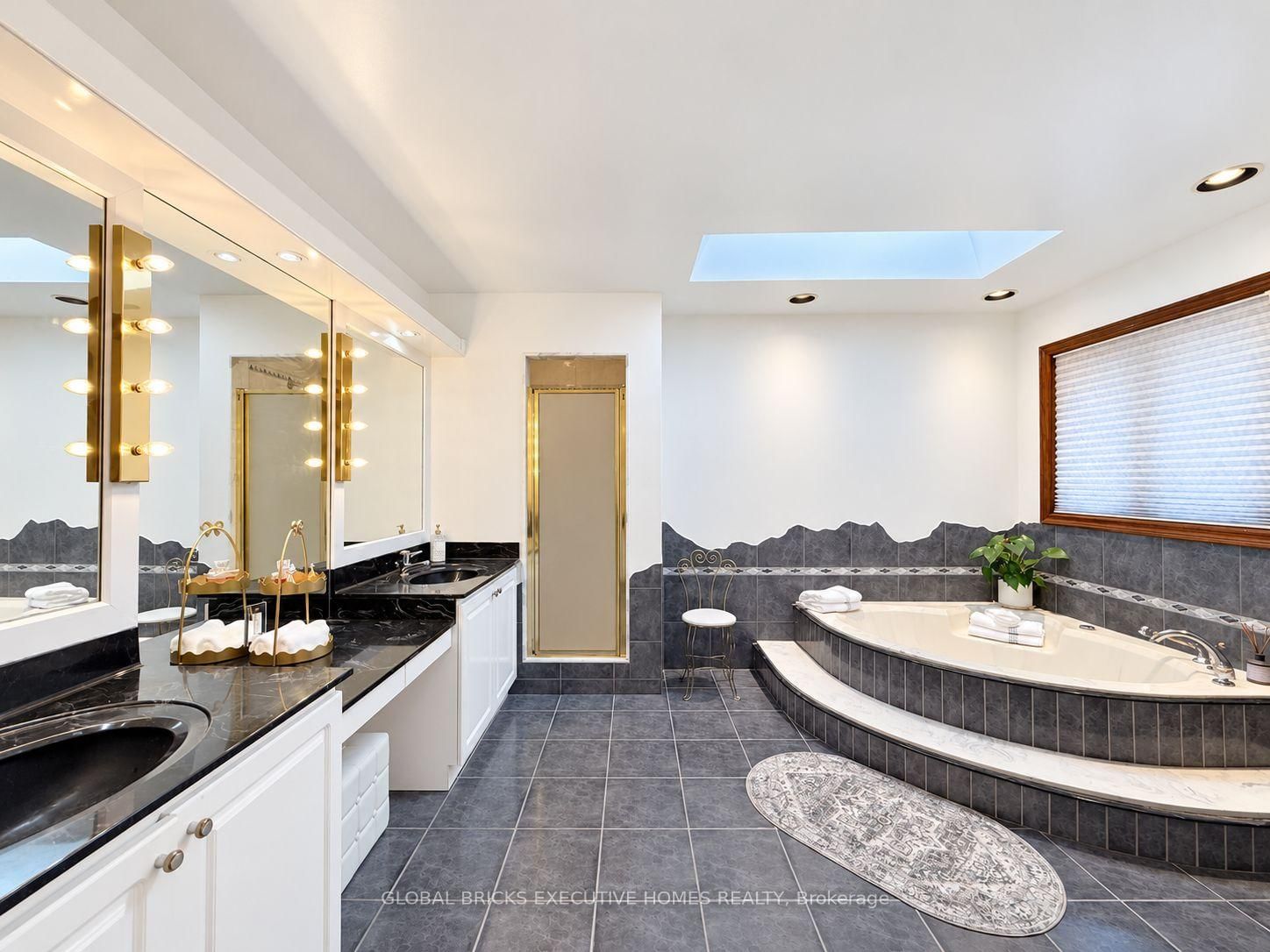 375 Princess Avenue • Toronto, ON photo 19