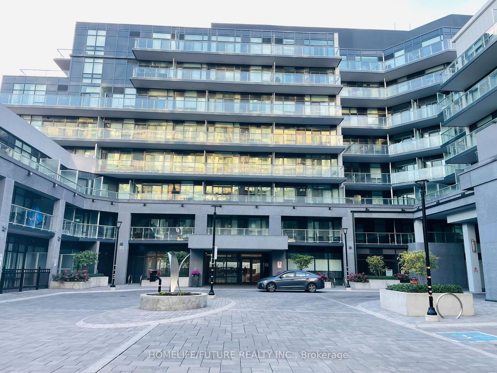 621 Sheppard, Toronto, Ontario M2K 0G4