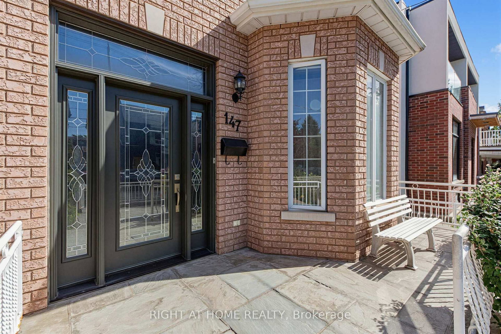 147 Dovercourt Road • Toronto, ON photo 3
