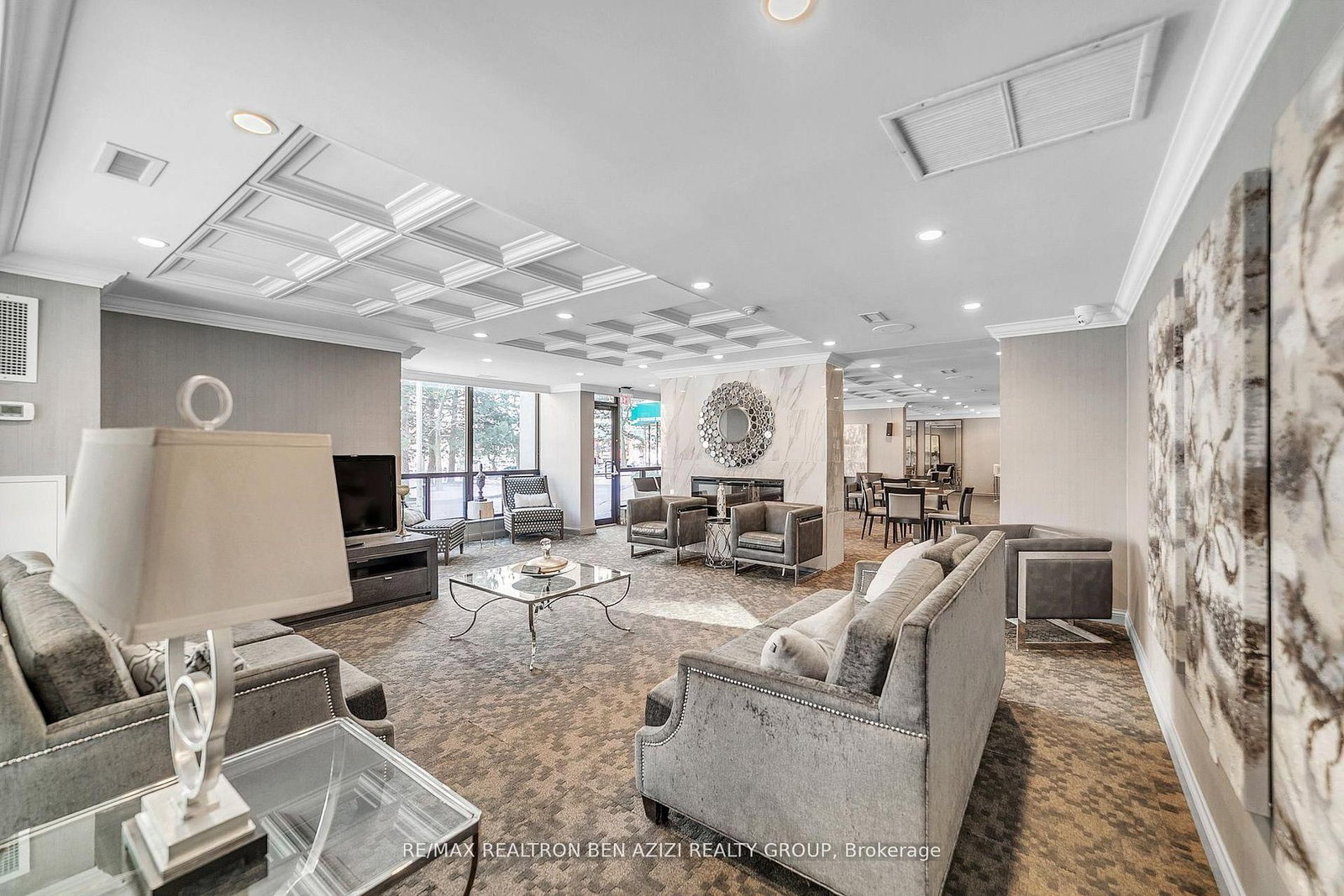 33 Elmhurst Avenue • #1904 • Toronto, ON photo 40