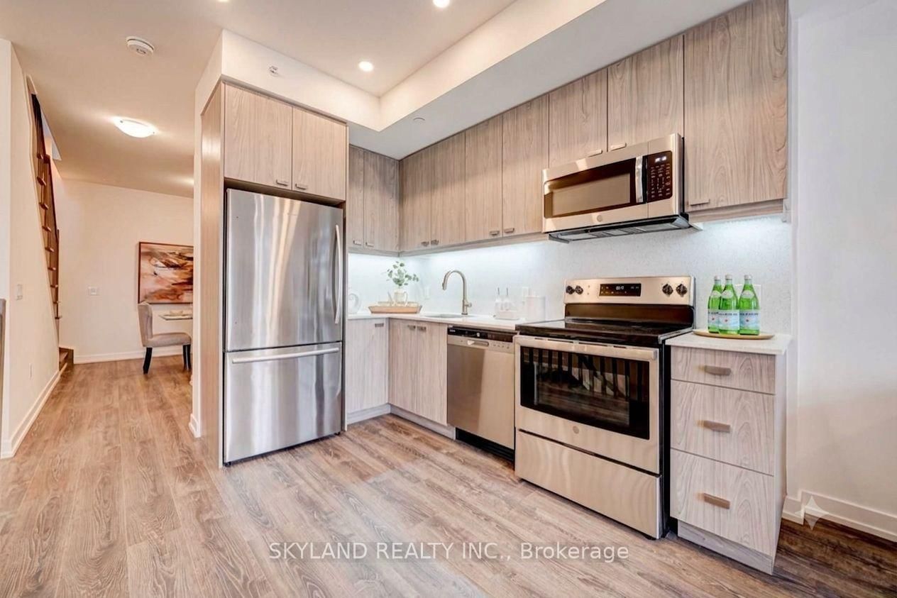 40 - 57 Finch Avenue W, Toronto 4