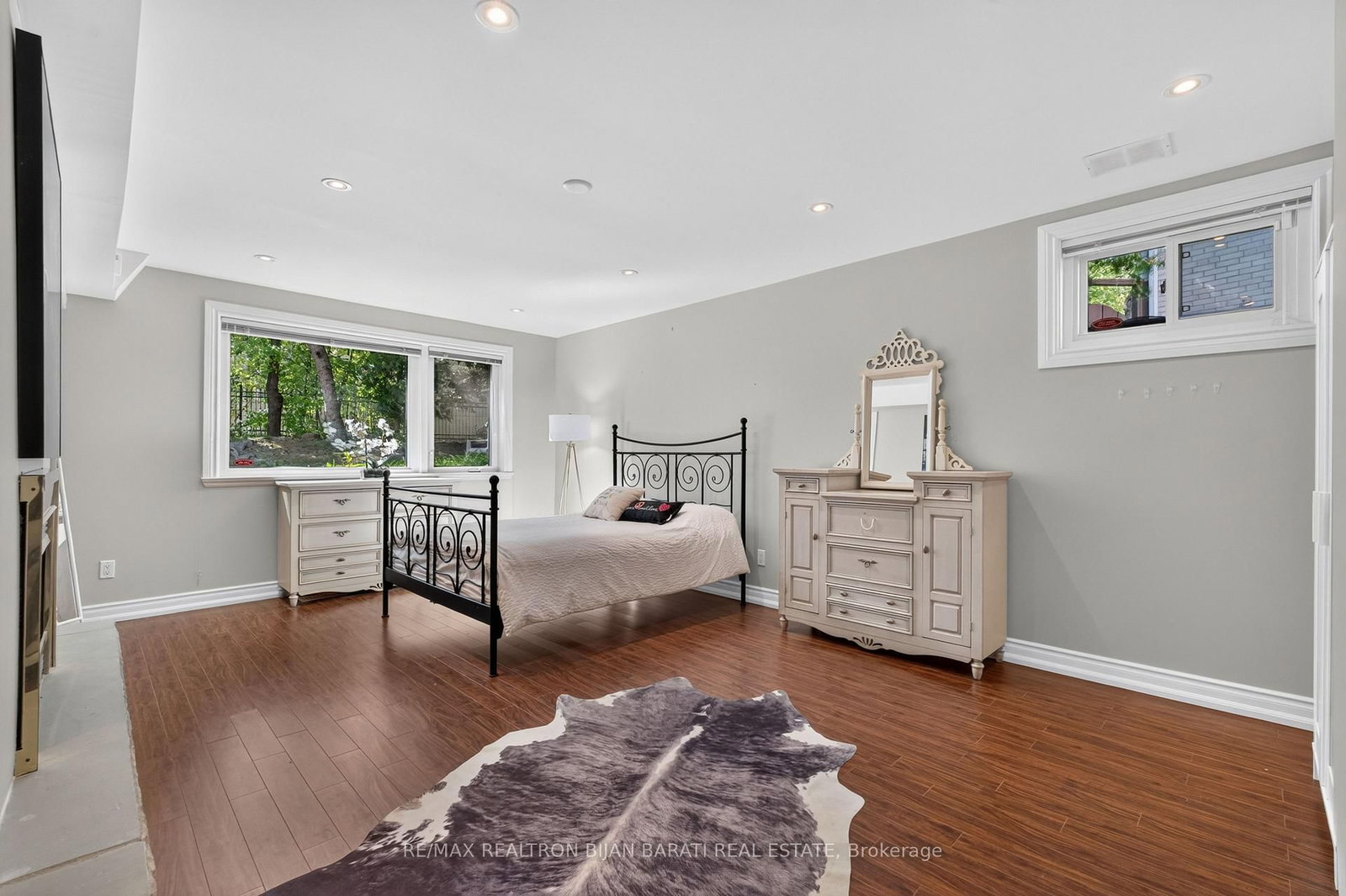 22 Brucedale Crescent • Toronto, ON photo 33