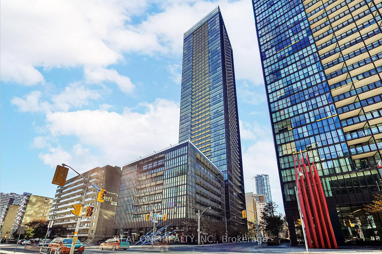 101 Charles Street E • #1801 • Toronto, ON photo 2