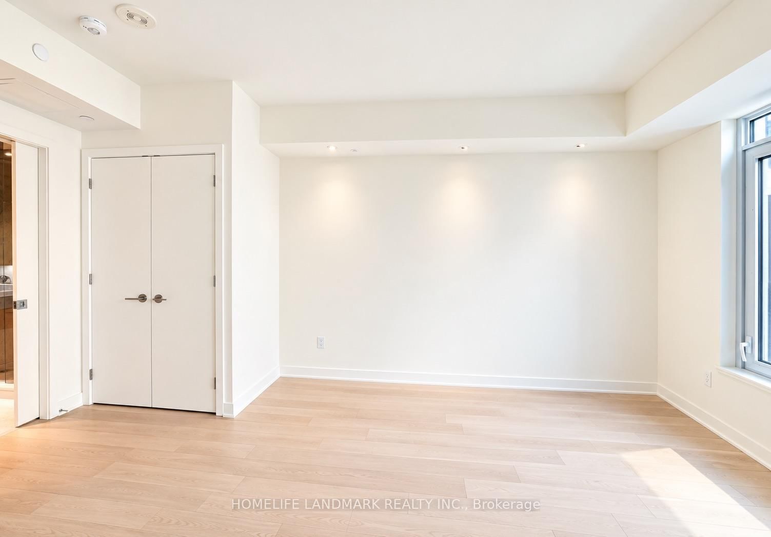 11 Yorkville Avenue • #1007 • Toronto, ON photo 6