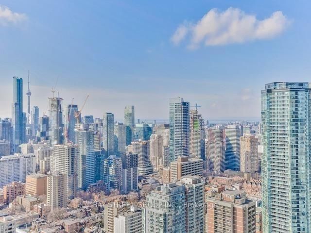 Photo 10 of 28 Ted Rogers Way, Unit Ph05