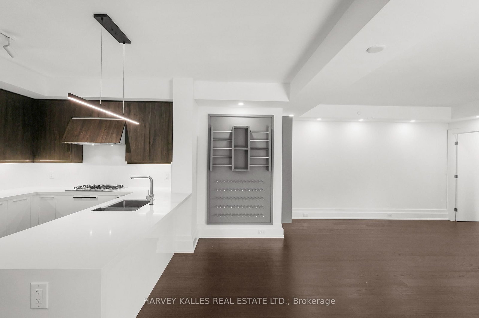 401-3 Southvale Dr, Toronto, view 19