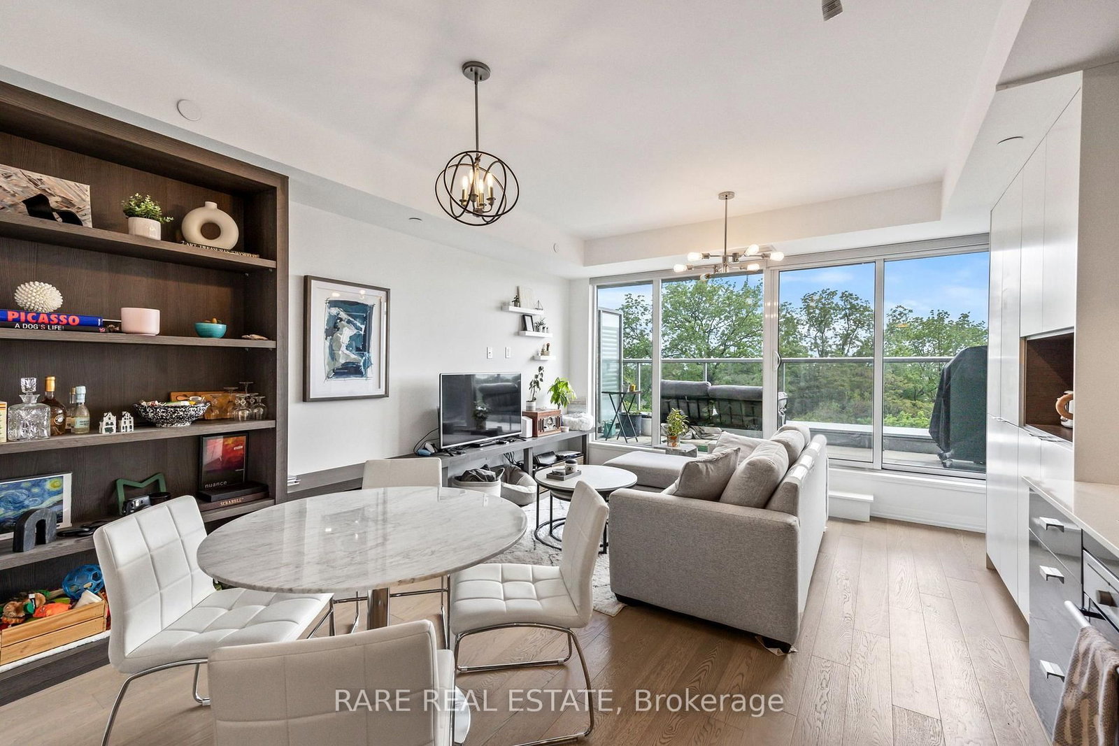 1 bed · 1 bath rental in Wychwood, Toronto