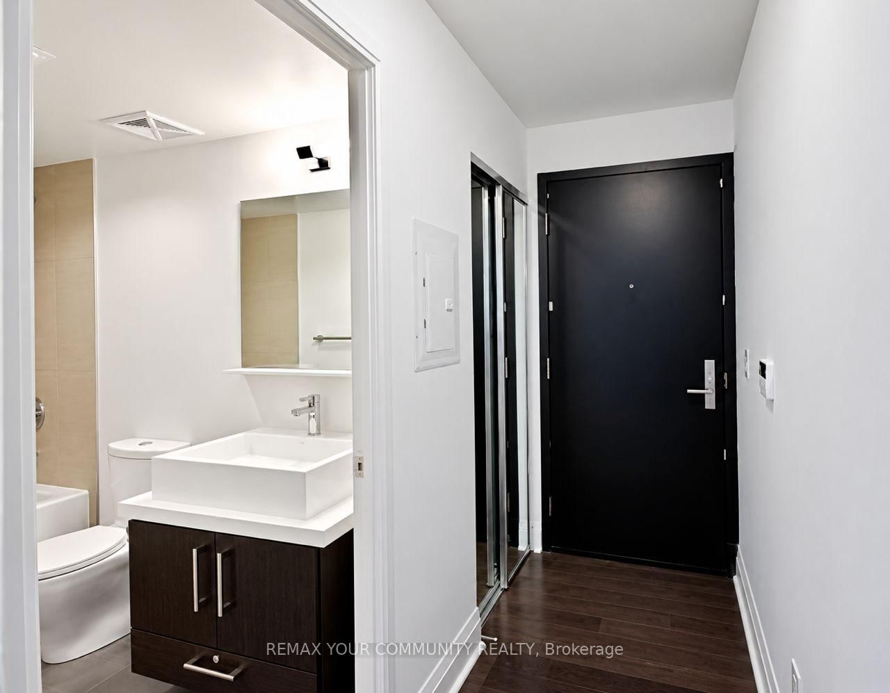 Photo 5 of 65 St Mary St, Unit 609