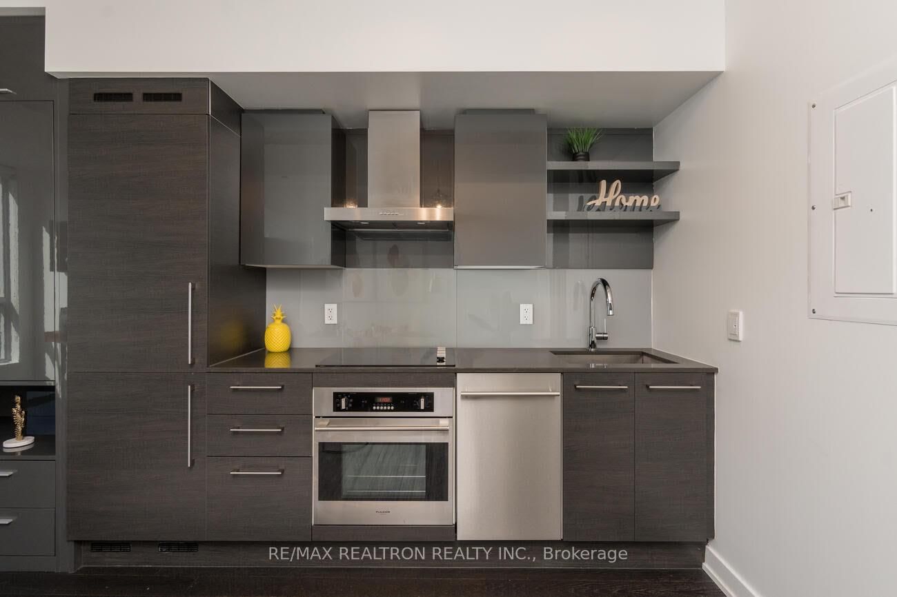 Photo 12 of 1030 King St, Unit 1108