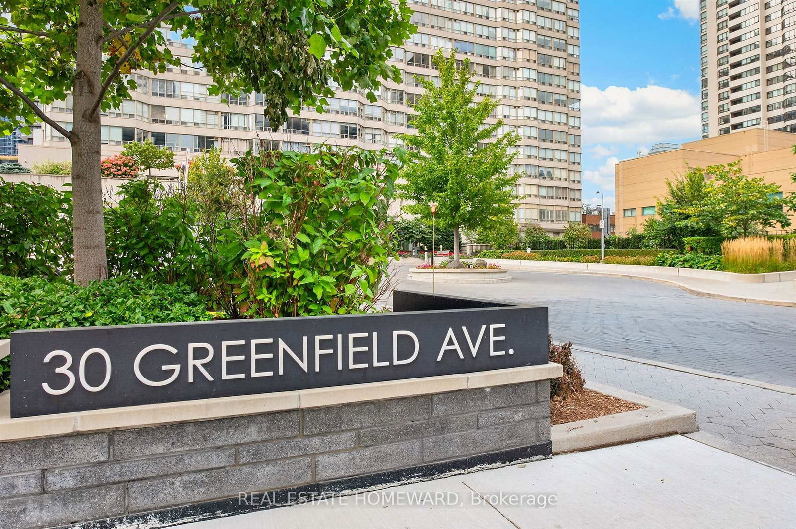 30 Greenfield Avenue, Unit 1803