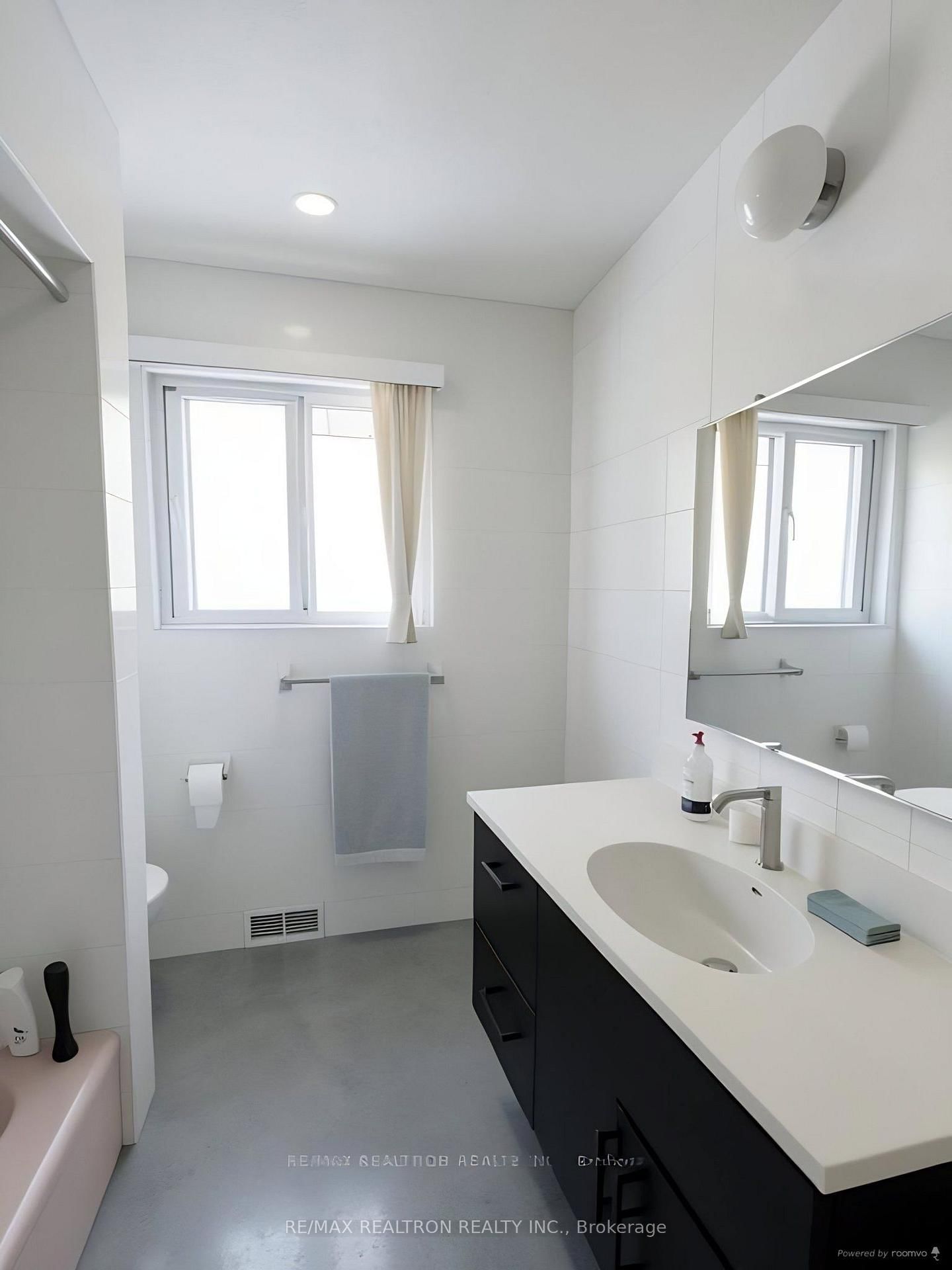 97 Overbrook Place • Toronto, ON photo 26