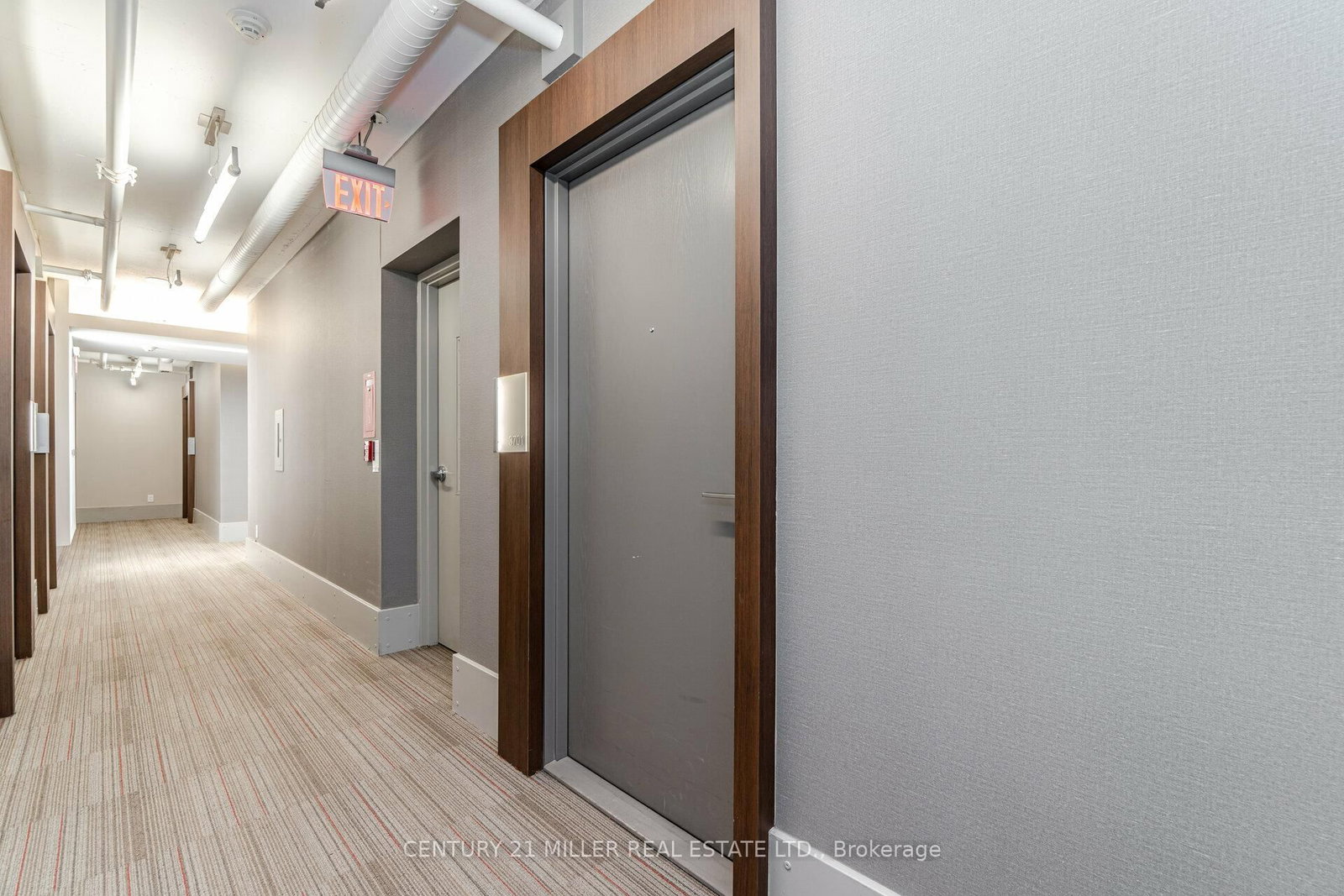 21 Widmer Street • #3701 • Toronto, ON photo 7