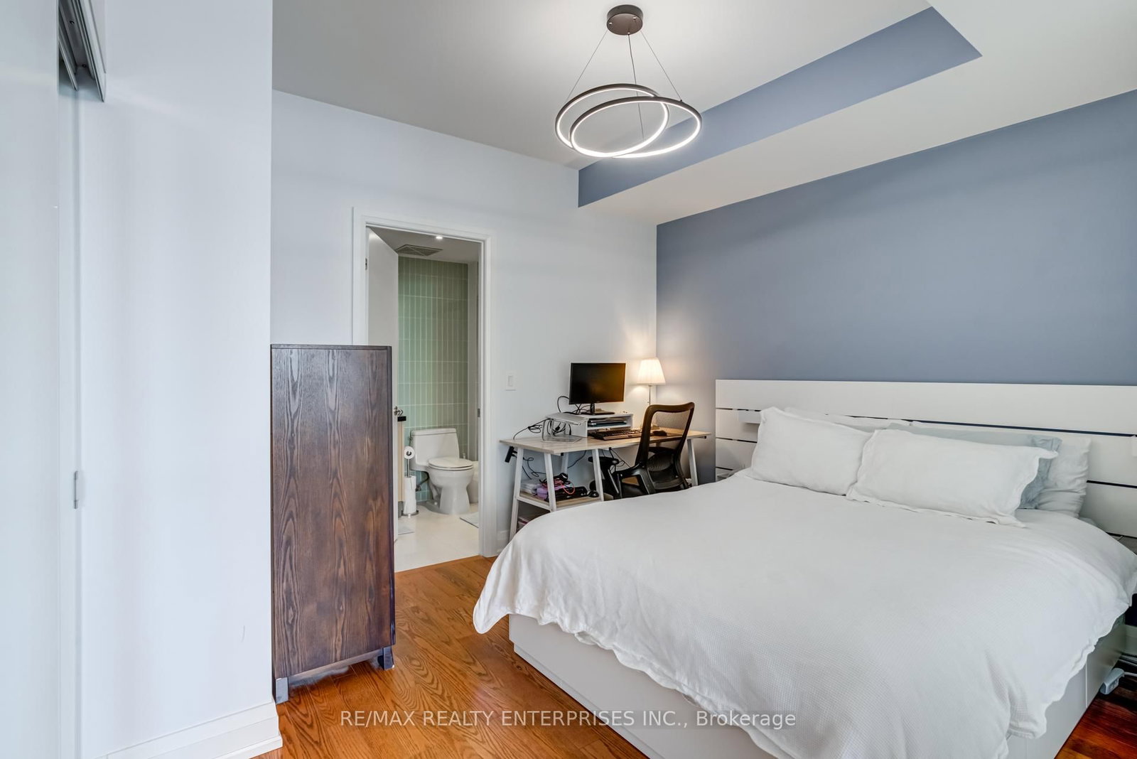 Photo 10 of 80 John St, Unit 2605