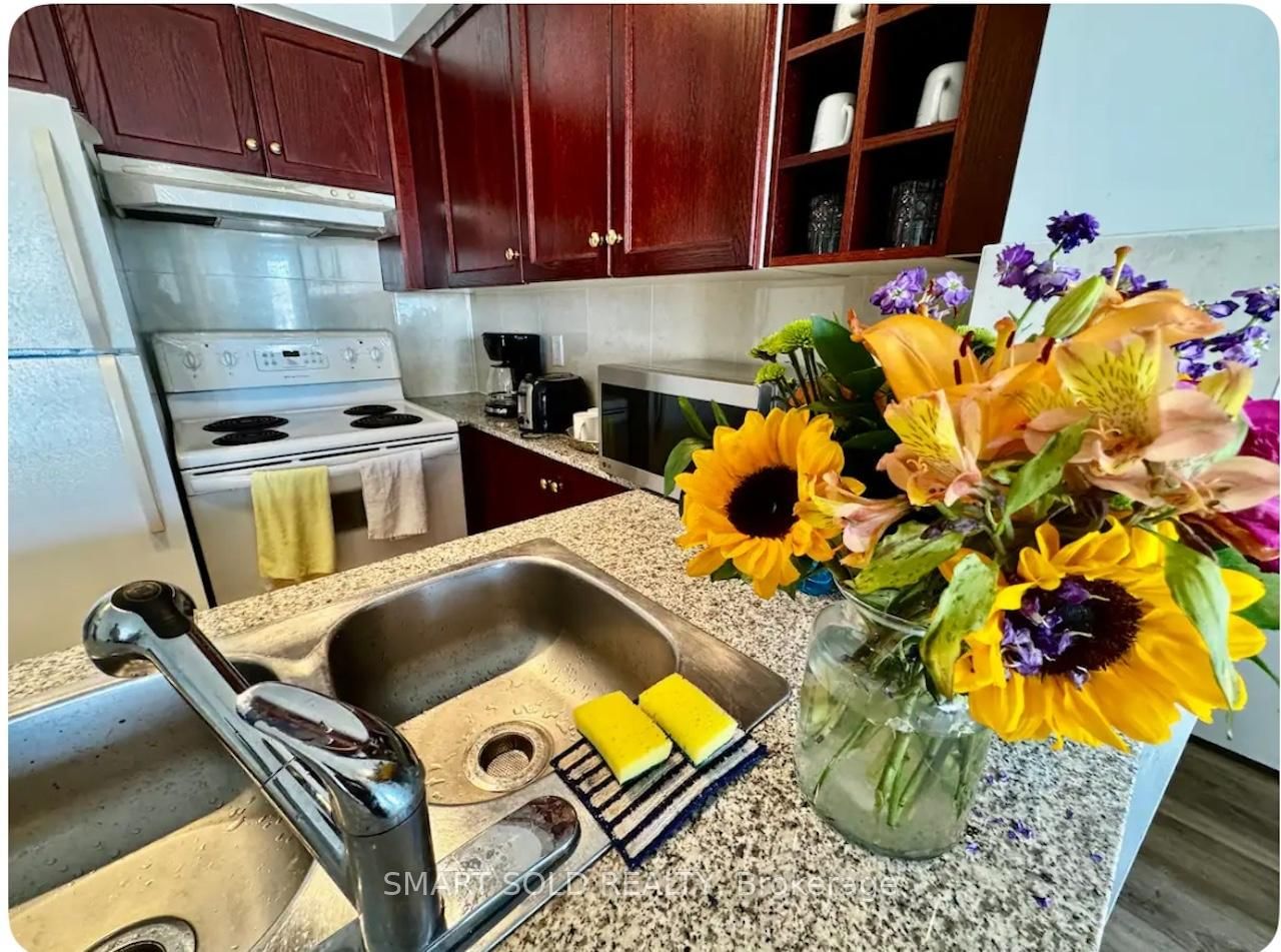 Photo 6 of 210 Victoria St, Unit 4012