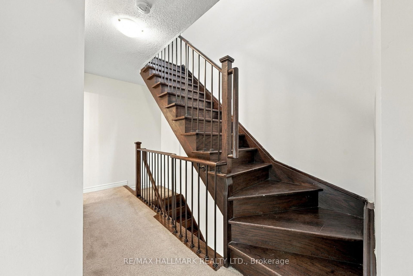549 Shuter St, Toronto, view 14