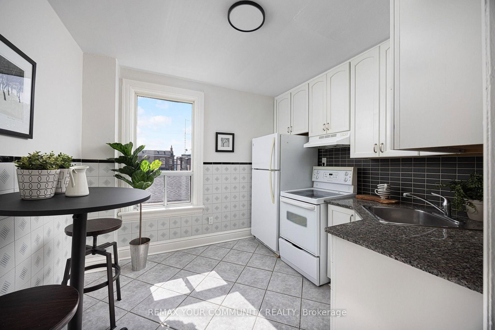 17 Muir Avenue • Toronto, ON photo 24