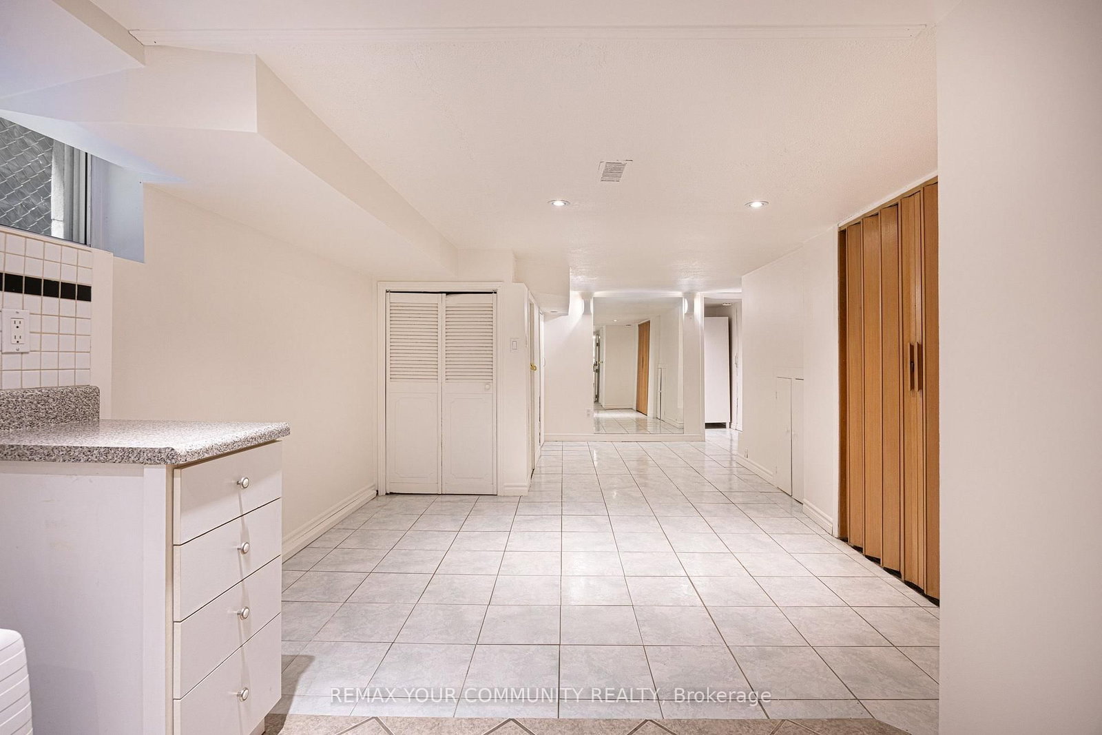 17 Muir Avenue • Toronto, ON photo 33