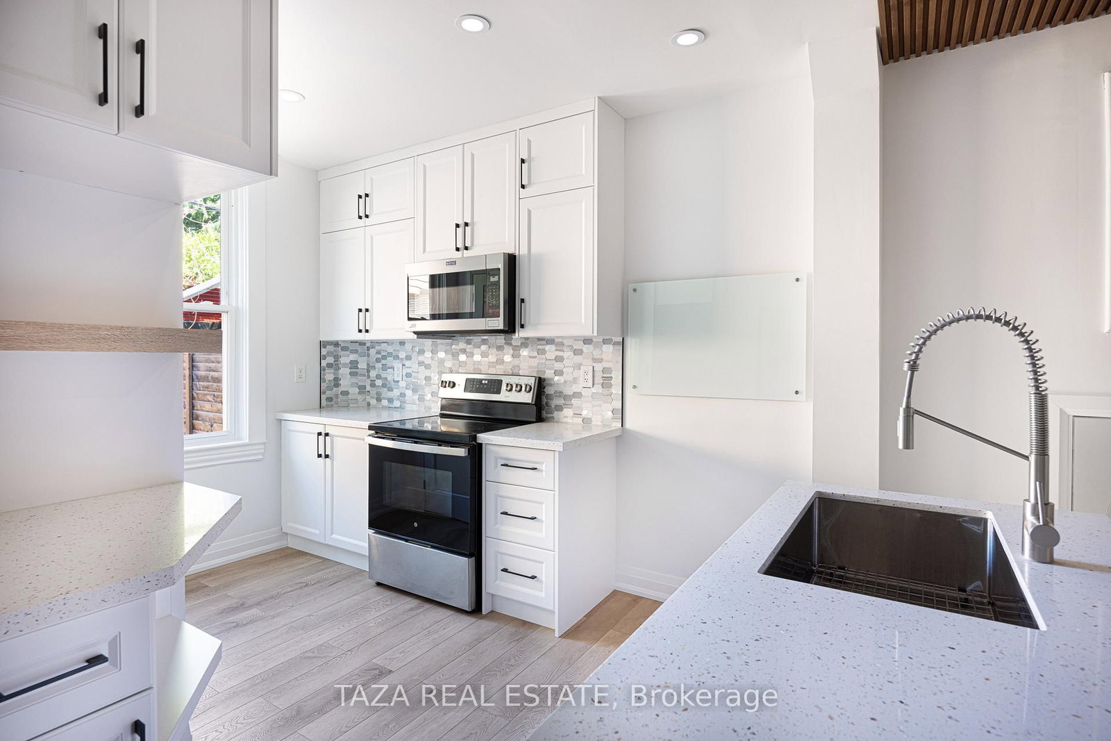 46 Euclid Avenue • Toronto, ON photo 11