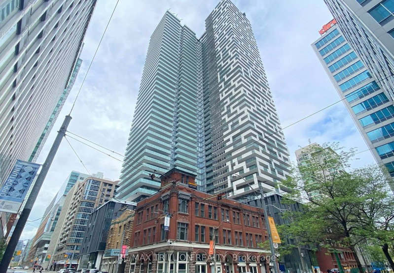 1501 - 25 Richmond Street E