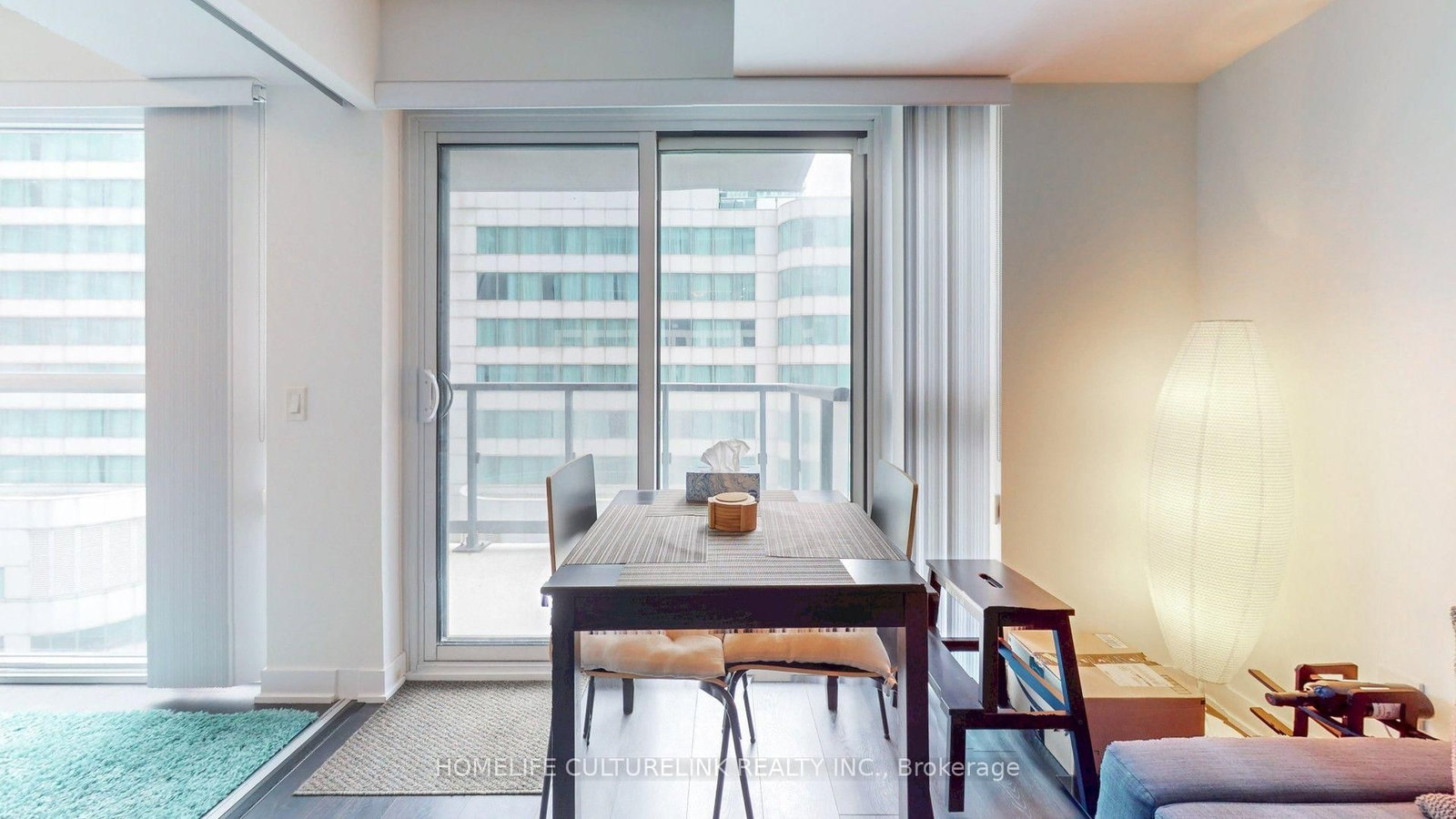 1417-87 Peter St, Toronto, view 24