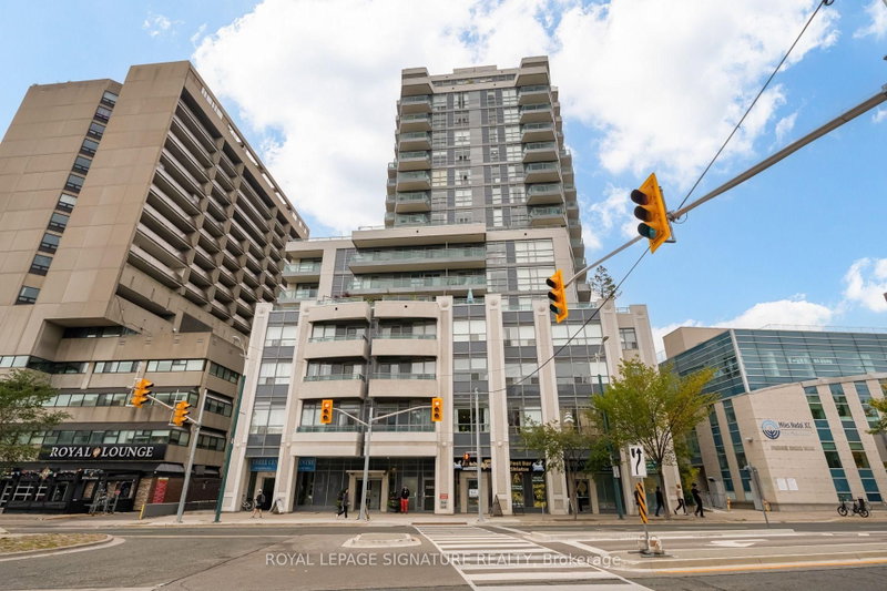 612 - 736 Spadina Avenue