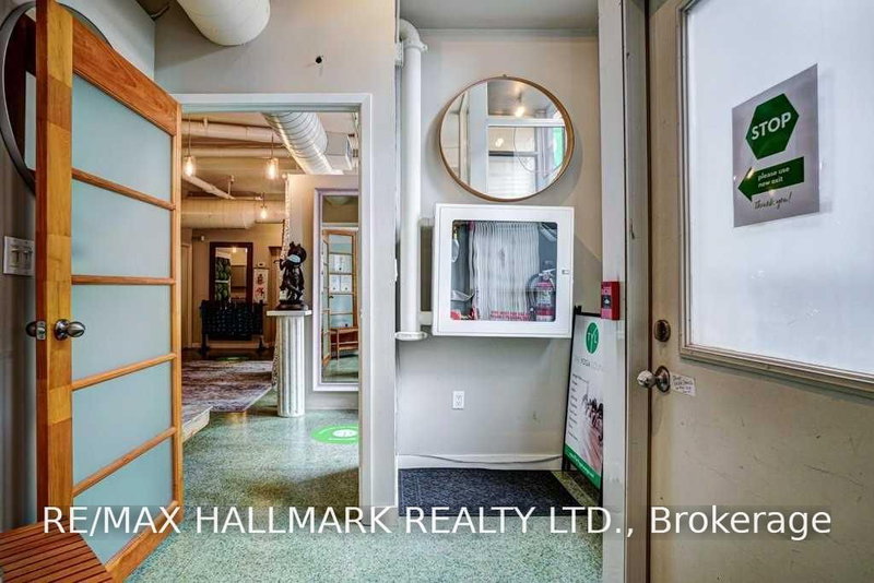 80 Sherbourne St photo 3