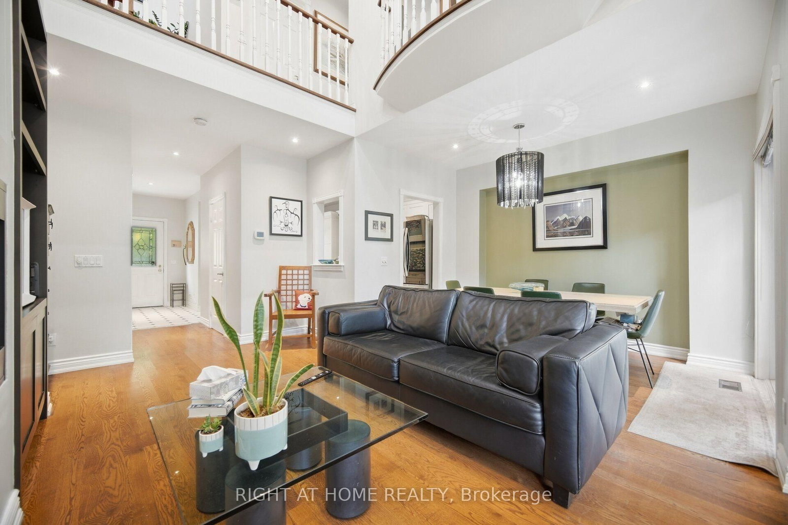 219 Broadway Ave, Toronto, view 9