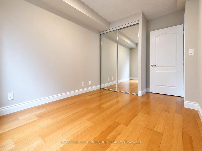 20 Collier St photo 4