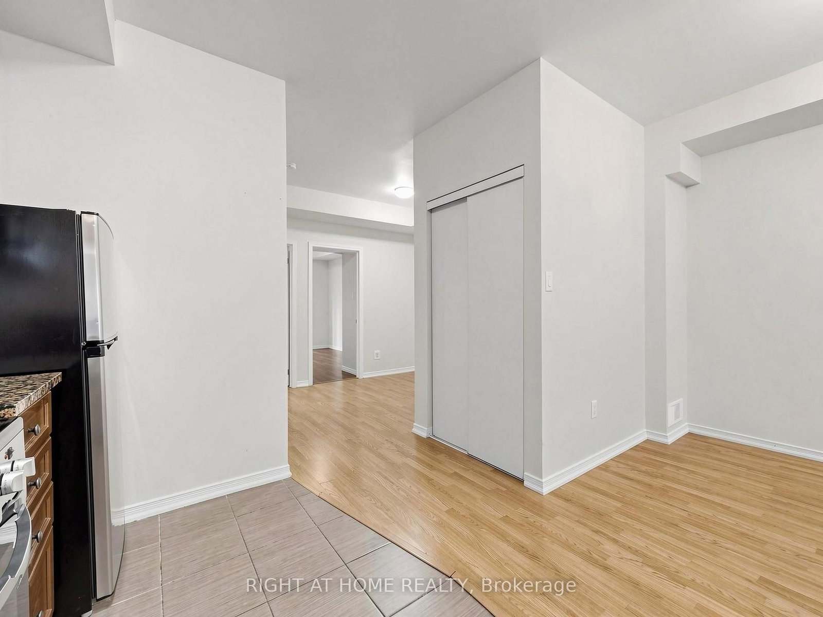 17 Coneflower Crescent • #108 • Toronto, ON photo 22