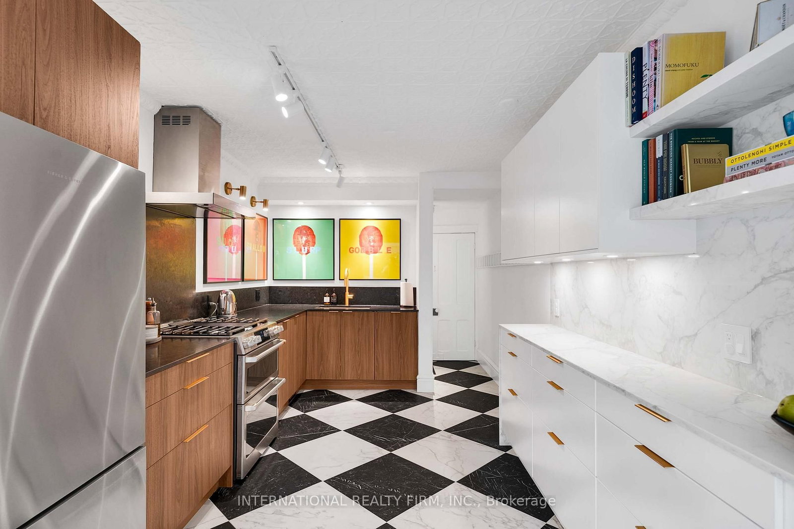 53 Spruce Street • Toronto, ON photo 14