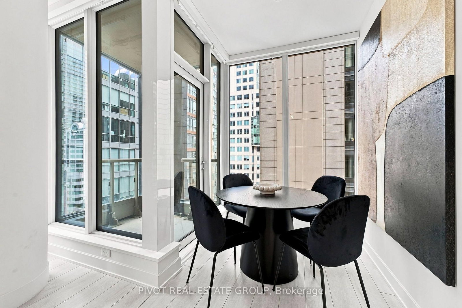15 Mercer Street • #1206 • Toronto, ON photo 21