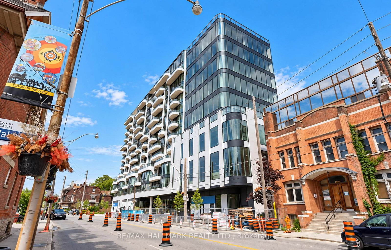 322 Dupont St 2