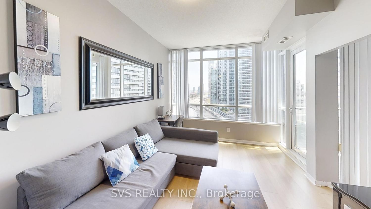 55 Bremner Boulevard, Unit 1705