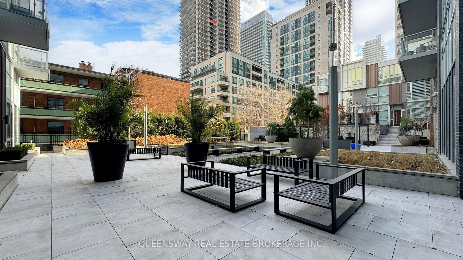 101 Erskine Avenue • #1605 • Toronto, ON photo 37
