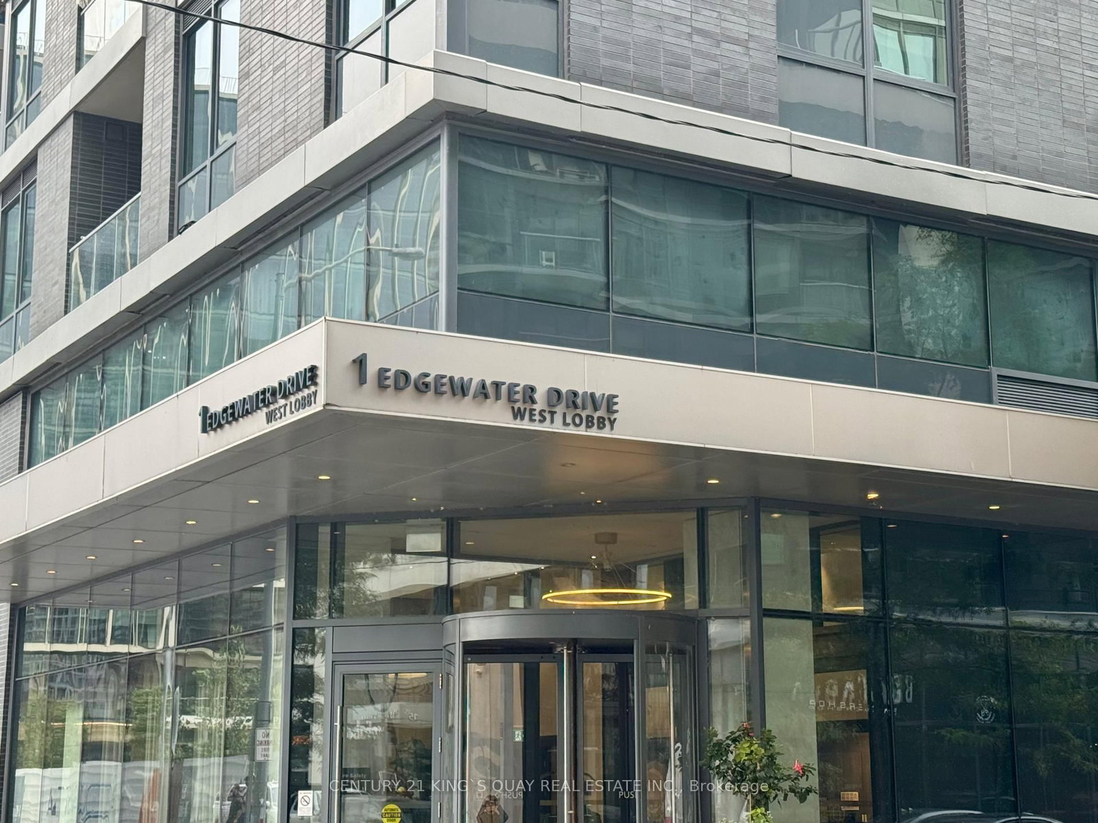 1 Edgewater Drive • #820 • Toronto, ON photo 7