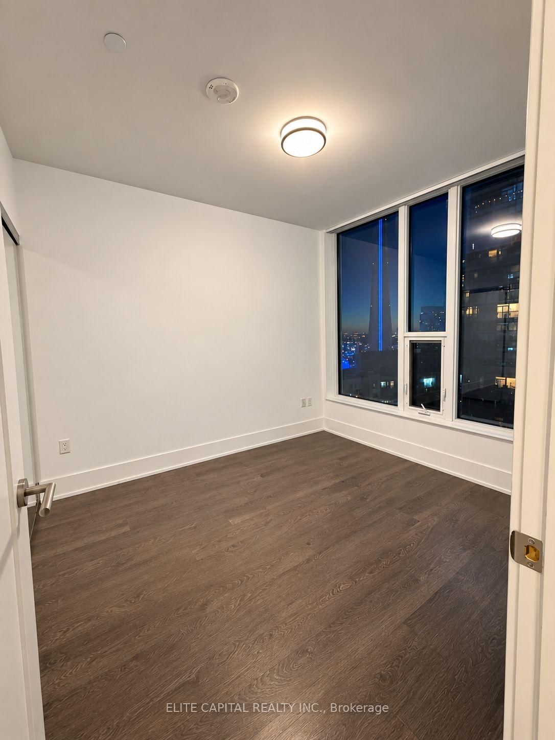 3813 - 10 York Street, Toronto 5