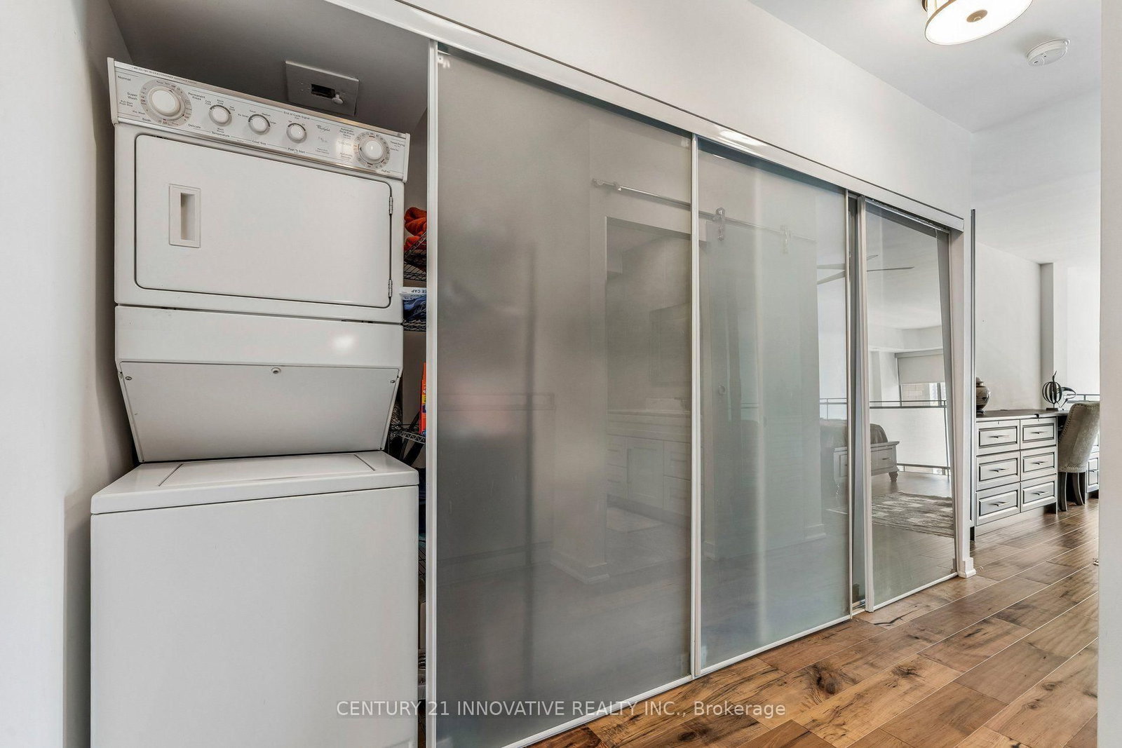 160 Baldwin St Street • #420 • Toronto, ON photo 27