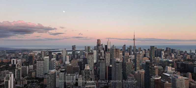 1 Bloor St E photo 1