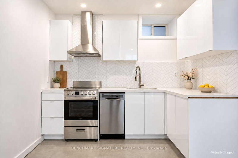 301 Euclid Ave photo 1