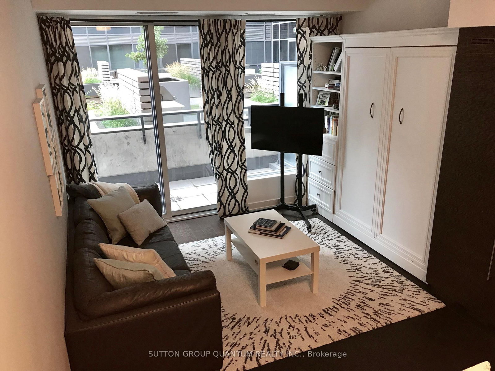 Condo for lease at 220-1030 King Street, Toronto, Ontario, M6K 0B4 - Niagara - MLS: C13860460