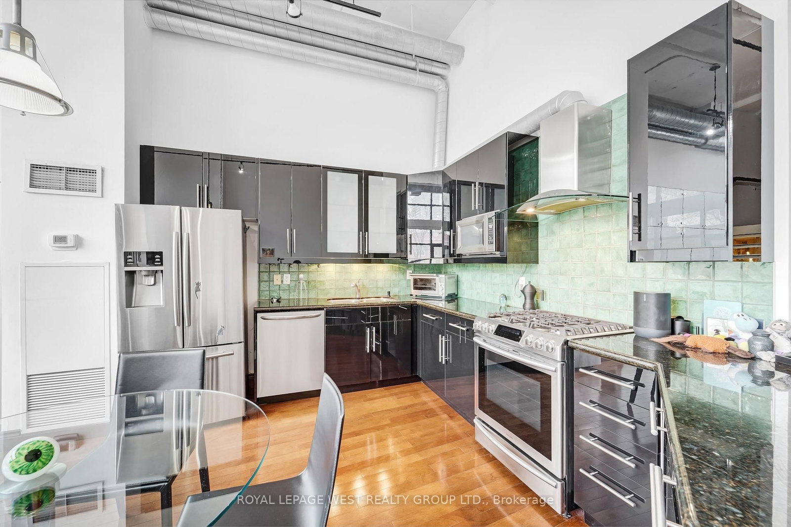 90 Sumach Street • #416 • Toronto, ON photo 15