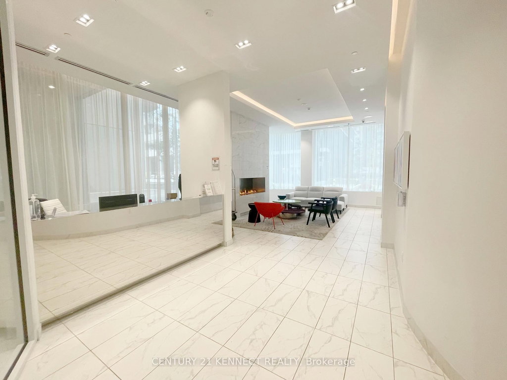 720 - 238 Simcoe Street 2