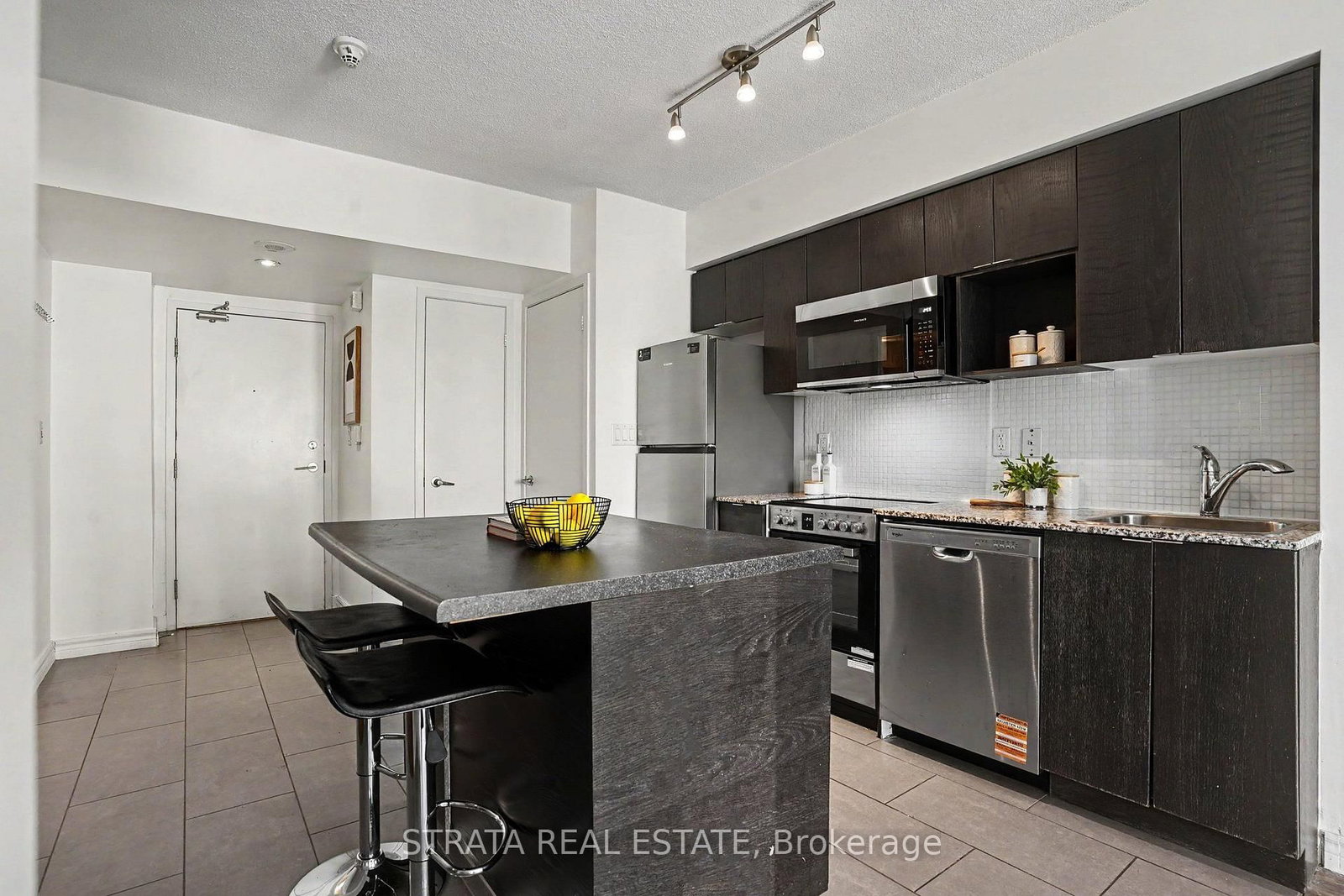 15 Fort York Boulevard • #2708 • Toronto, ON photo 5