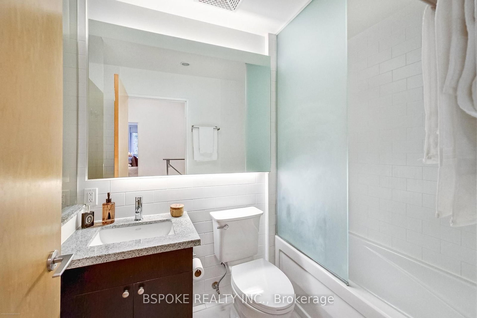 1005 King Street W • #132 • Toronto, ON photo 22