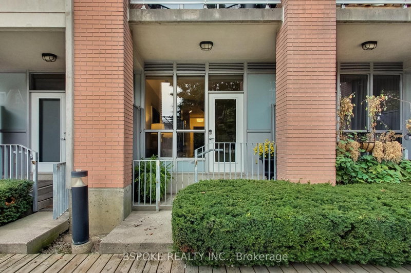 132 - 1005 King Street W