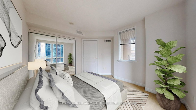 100 Hayden St photo 2